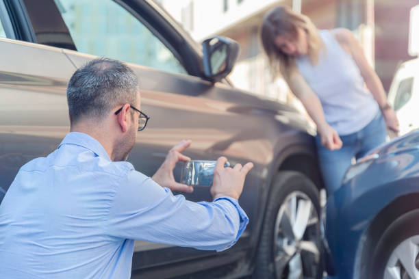 Professional Sr22 Insurance technician working in Olmsted Falls, OH